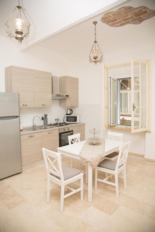 Casa Vacanza Colosseo 2 โรม ภายนอก รูปภาพ