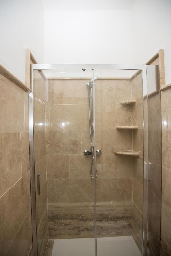 Casa Vacanza Colosseo 2 โรม ภายนอก รูปภาพ